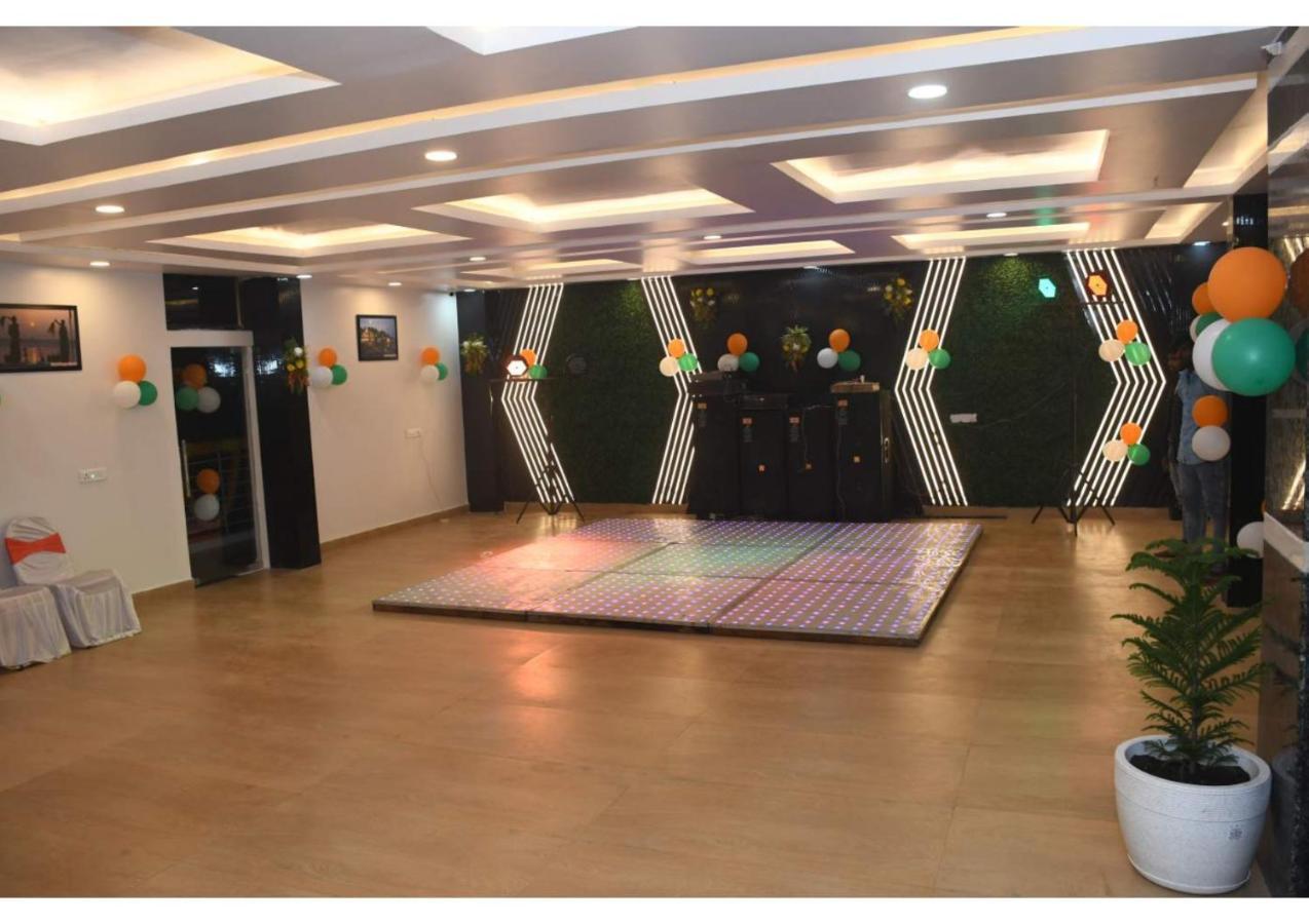 Hotel Ganga Kaveri Varanasi Dış mekan fotoğraf